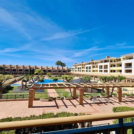 Villa Olivos Del Golf 249- Cleverdetails, Sleeps 6 Adults 1 Child Vilamoura