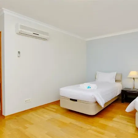 Olivos Del Golf 249- Cleverdetails, Sleeps 6 Adults 1 Child Vilamoura