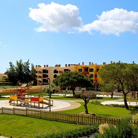 Olivos Del Golf 249- Cleverdetails, Sleeps 6 Adults 1 Child