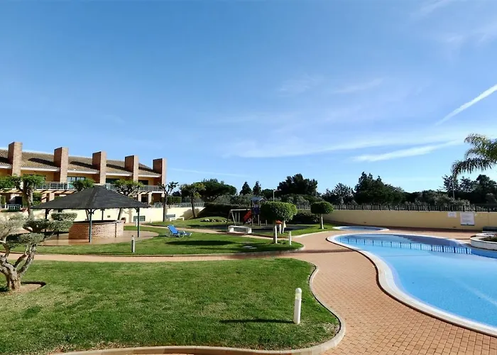Villa Olivos Del Golf 249- Cleverdetails, Sleeps 6 Adults 1 Child