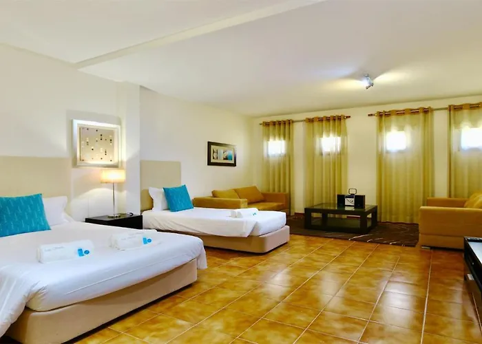 Villa Olivos Del Golf 249- Cleverdetails, Sleeps 6 Adults 1 Child Vilamoura