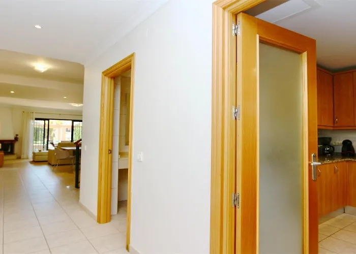 Villa Olivos Del Golf 249- Cleverdetails, Sleeps 6 Adults 1 Child *