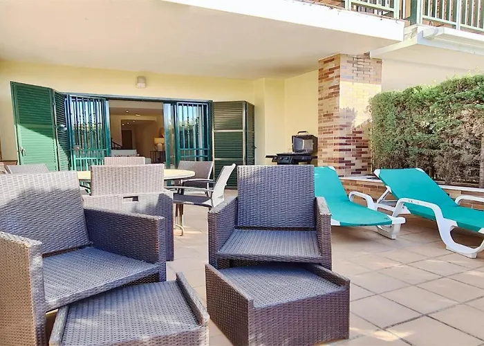 Olivos Del Golf 249- Cleverdetails, Sleeps 6 Adults 1 Child *