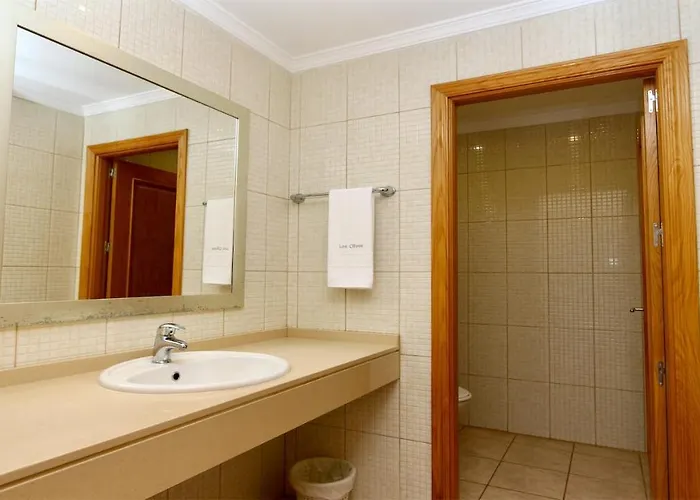 Olivos Del Golf 249- Cleverdetails, Sleeps 6 Adults 1 Child Vilamoura
