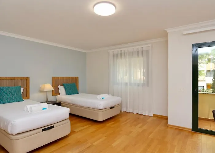Olivos Del Golf 249- Cleverdetails, Sleeps 6 Adults 1 Child